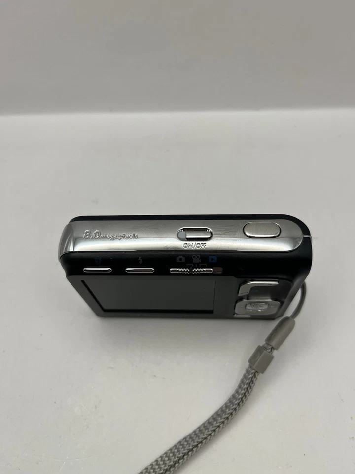 HP Photosmart M737 8.0MP Digital Camera Black – Fully Working with Strap - Image 4 of 4