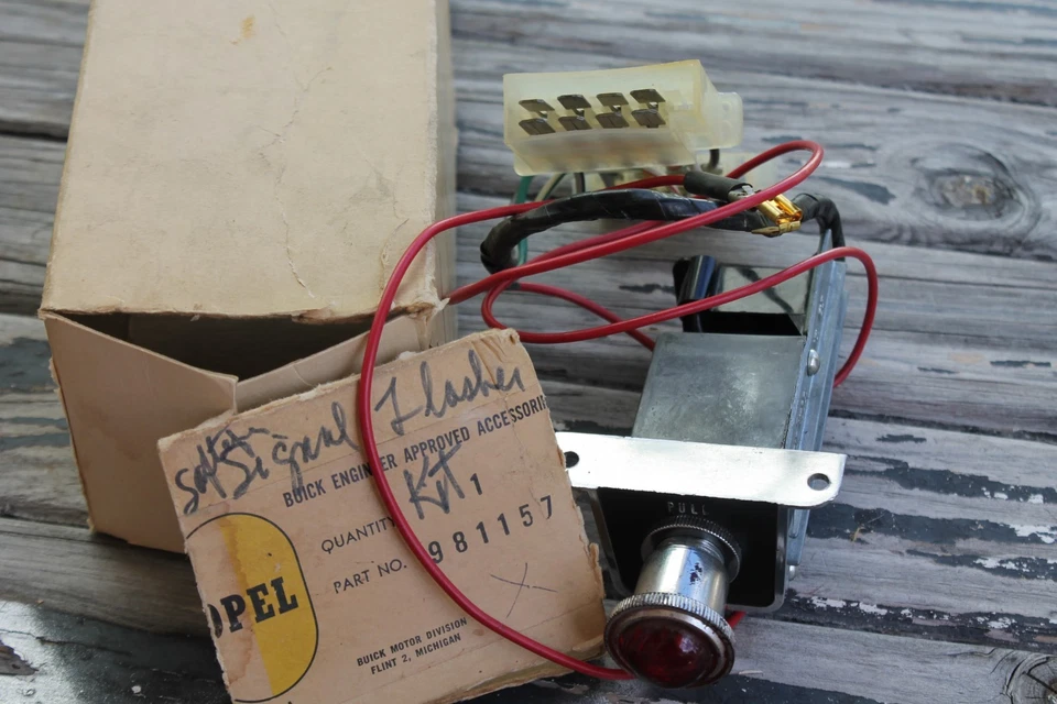 Pisca-pisca Buick Opel 4 vias vintage sob painel ou através do painel - Imagem 3 de 4