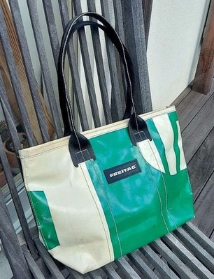 RARE Discontinued － FREITAG F72 DONNA Small Shoulder BAG GREEN