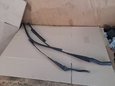 Opel Corsa D Scheibenwischerarme Wischerarm Vorn Links Rechts 13182325 13182326