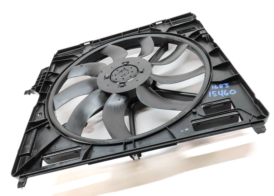 2008-2014 宝马 X5 X5M X6 X6M (E70 E71) 850 瓦收音机冷却风扇组件 — 第 3/4 张图片