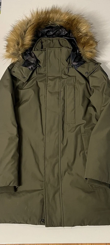 Guess Men Jacket, Green Color, Size Xsmall, Used One Time Only Looks New !  - Image 2 of 4