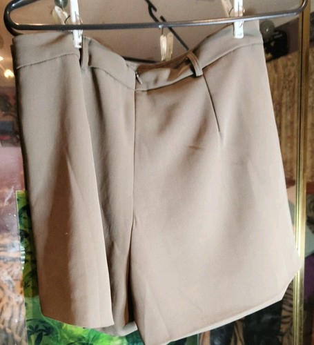 Women's VALLEY GIRL Brown Dress Shorts - Size L - Picture 3 of 3