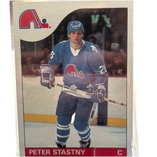 1985-86 Topps - Peter Stastny #31