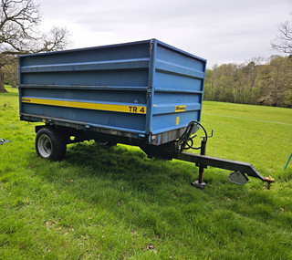 Fleming High Side TR4 5T 1 Axle Tipping trailer 4.8m (L) x 1.9m (W)