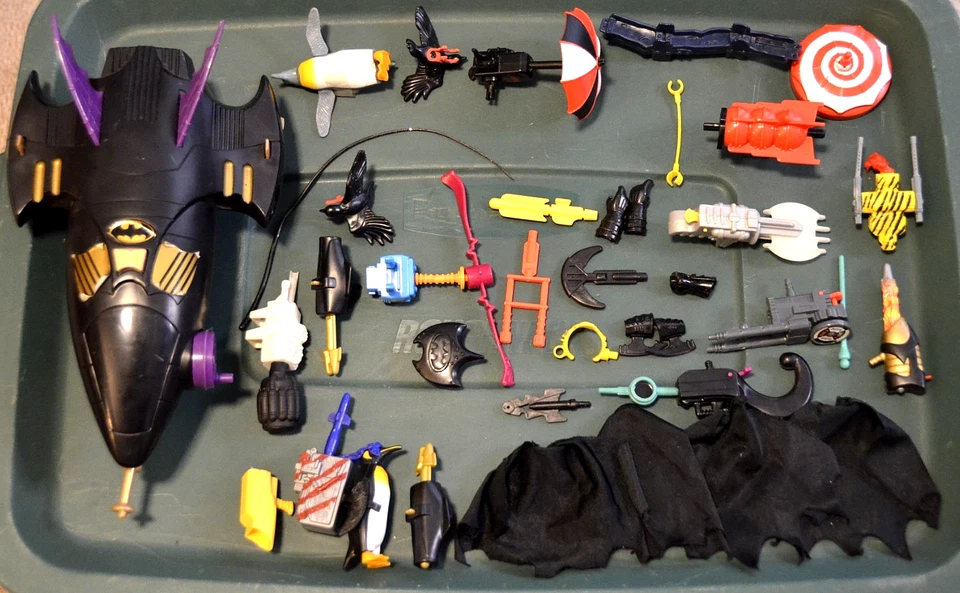 Batman La Serie Animada 5" Figura de Acción / Accesorio Lote de 67! Kenner 1992 Foto 2 de 4