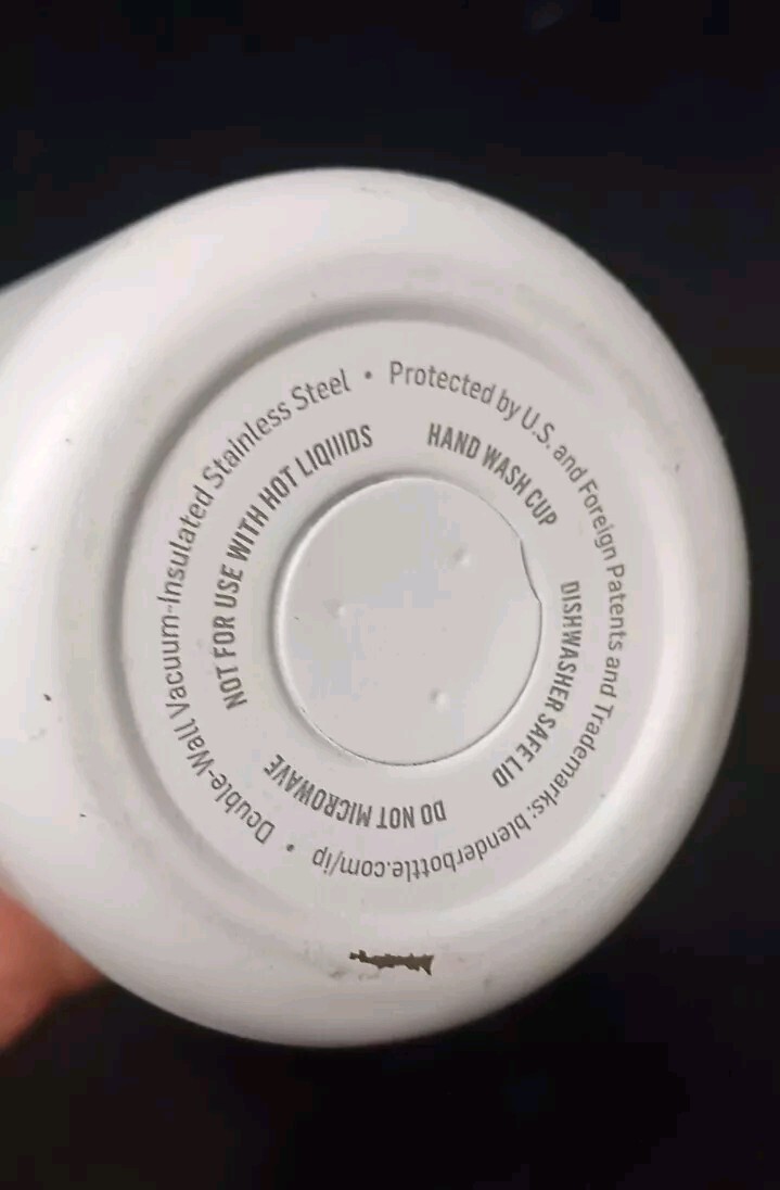 Blender Bottle Radian 26 oz. Insulated Stainless Steel Cup Loop White