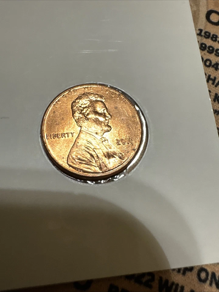 2011 Lincoln Cent Double Die Obverse Error - Image 2 of 3