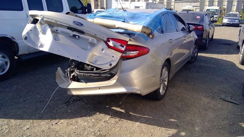 Driver Left Headlight Halogen With LED Accent Fits 17-20 FUSION 1359525