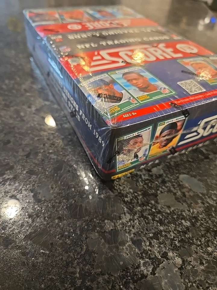 Sealed 2013 Score Football Cards Hobby Box - Image 3 of 4