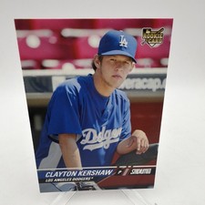 Clayton Kershaw Signs Exclusive Autograph Deal with Topps 10