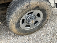 Used Wheel Fits 2000 Chevrolet Silverado 1500 Pickup 16x6-12 6 Lug Wheel Steel