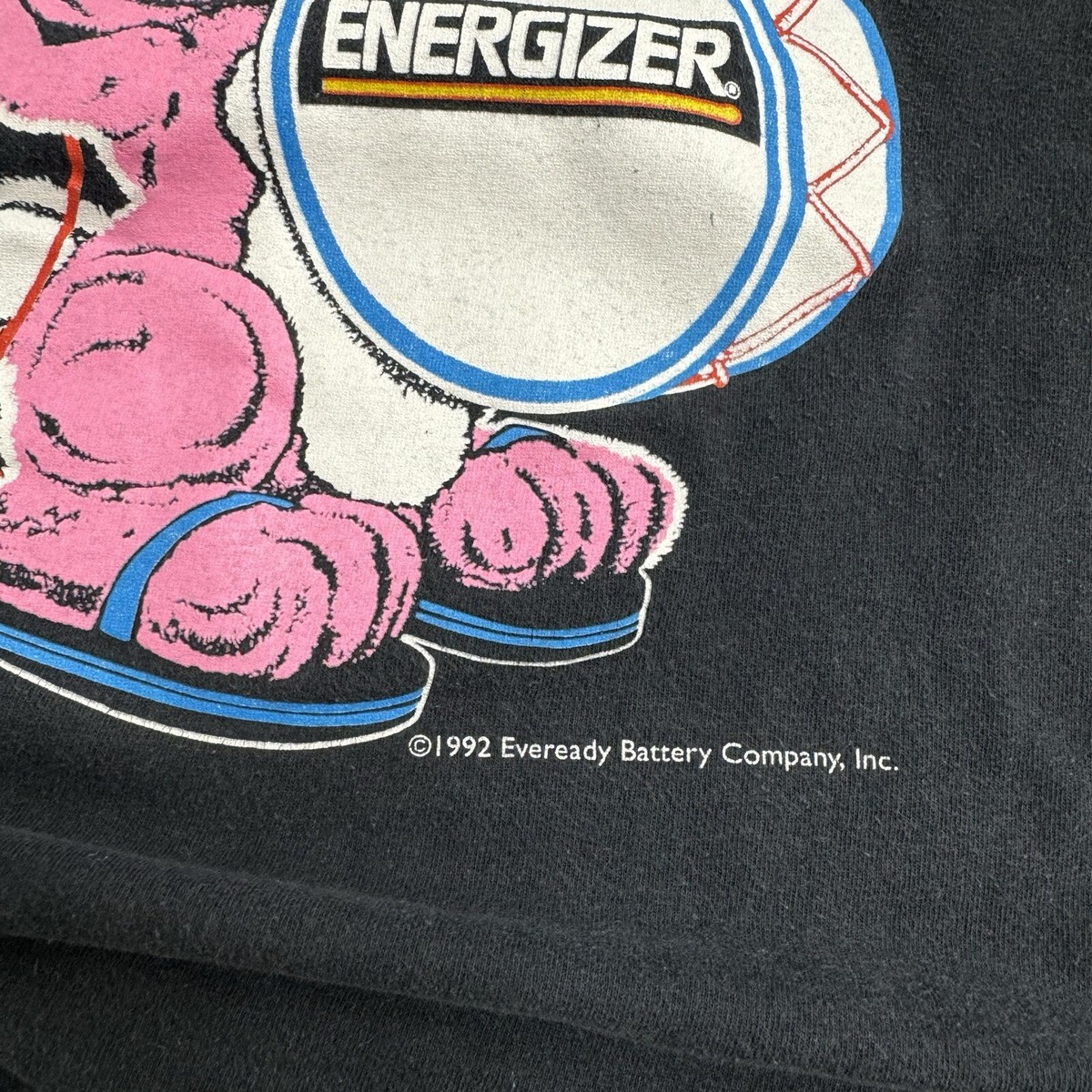 Vintage 90s Energizer Bunny Nothing Lasts Longer Black Graphic T 