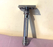 Merkur 38C Long Handle Barber Pole Safety Razor Chrome Finish Silver -- Great