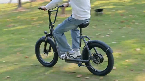 E-Scooter faltbar 20 Zoll 120kg Belastung 70km Reichweite 25km/h City-Roller - Video 1 von 1