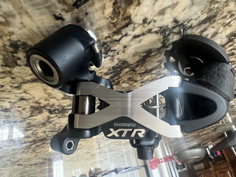 Shimano XTR RD-M970 SGS  Long Cage Rear Derailleur 9-speed NEW (no original box)
