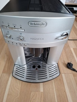 De'Longhi Magnifica ESAM 3200.S  EX : 1 Kaffeemaschine 