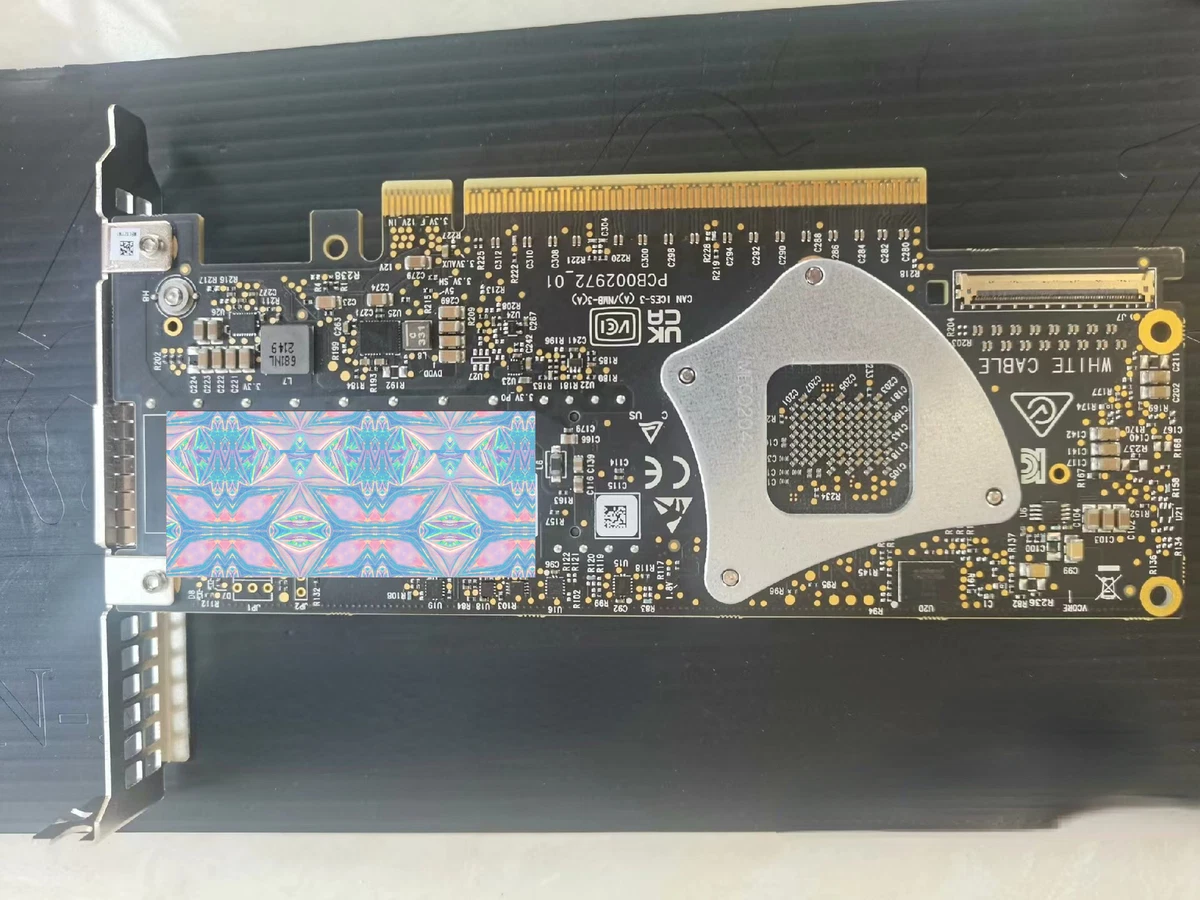 MCX75510AAS-NEAT NVIDIA ConnectX-7 400GbE/NDR IB 1-Port OSFP PCIe