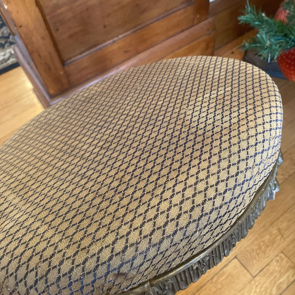 Antique Carved Foot Stool Ottoman Needlepoint Upholstery Gold Gesso Victorian - Image 4 of 4