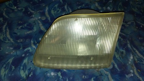 97 98 99 00 01 02 Ford F150 Truck Expedition LH DRIVERS  Headlight Headlamp