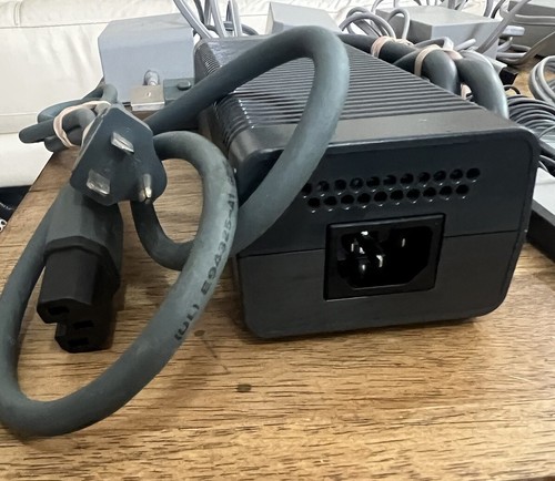 Nintendo Wii AC Power Supply Adapter Cord Xbox Controllers Not Tested Lot Acceso - Picture 12 of 24
