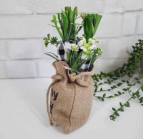Black White Plaid Carrots Burlap Bag Easter Farmhouse Spring Decor Tier Tray 9" - Picture 6 of 9