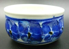 SIGNED BLUE 4-3/8" ROUND POTTERY BOWL ~ MULTI-COLOR HAND PAINTED DESIGN