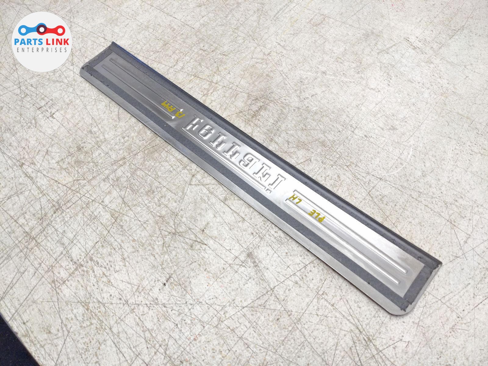 2008-14 FERRARI CALIFORNIA LEFT DOOR SILL PLATE STEP SCUFF TRIM KICK COVER F149