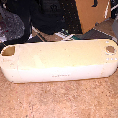Cricut Explore Air Electronic Die Cutting Machine MPN Explore Air