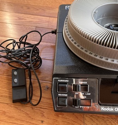 KODAK Carousel 5600 Slide Projector GREAT W Remote Slide Tray