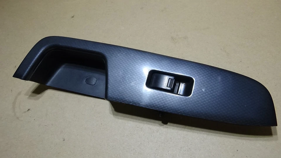 1997-2001 Honda Prelude Right RH Power Window Switch Carbon - Image 3 of 4