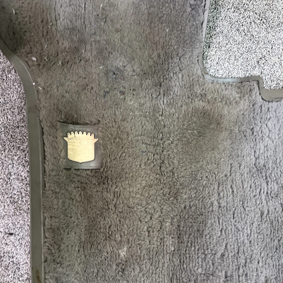 Оригинальный передний напольный коврик для Cadillac Eldorado Seville 1979-1985 годов выпуска - Изображение 4 из 4