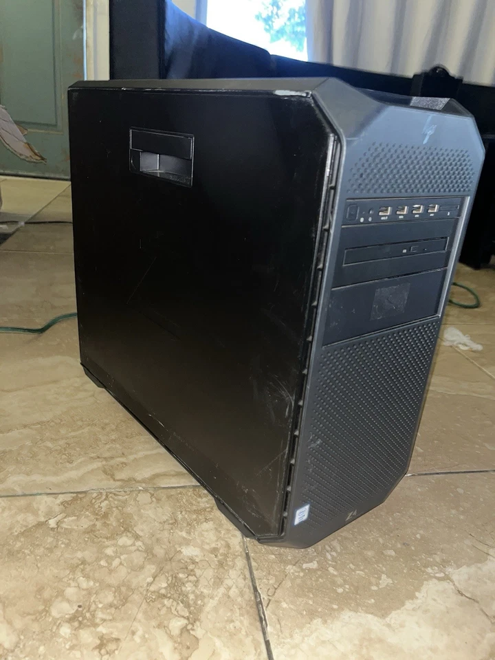 EXCELLENT!! HP Z4 G4 (Intel Xeon W-2102 @2.90GHz, 32GB, K2200) Desktop - Black - Image 2 of 3