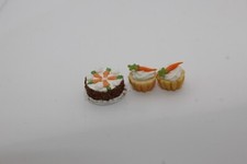 Carrot cake and Tarts Dollhouse Miniatures