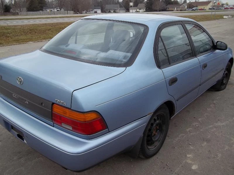 Used Alternator fits: 1995 Toyota Corolla US market 4AFE engine Base Grade C Foto 3 de 4