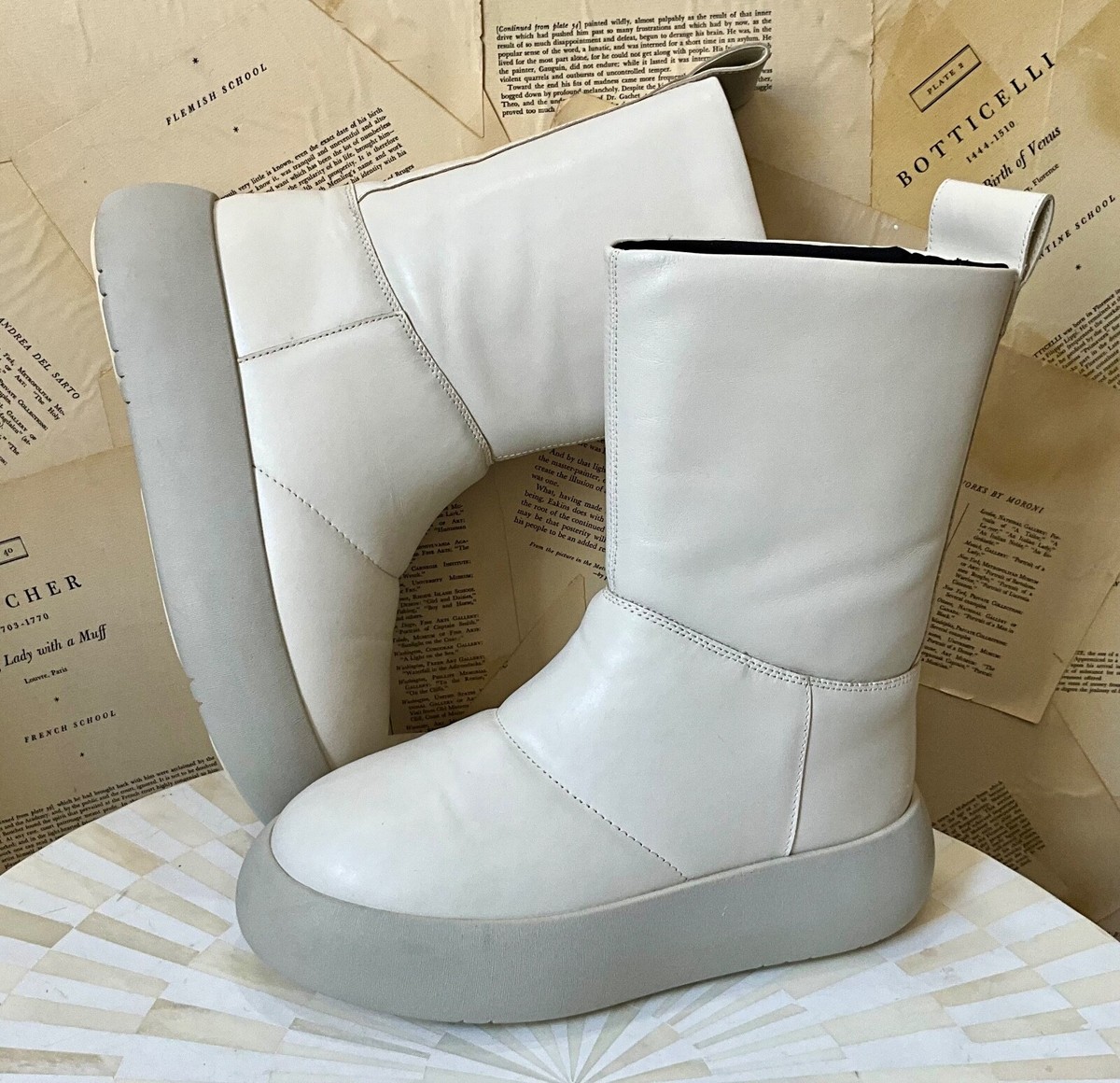 【関税込み】Tall Puffer Boots in Khaki Poly Khaki Puffer Boot – The Oodie USA