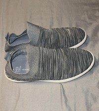 Time And Tru Memory Foam Slip On Shoes Sneakers Women s Size 8