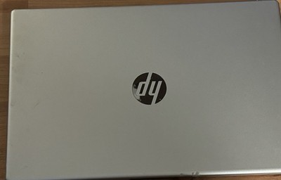 HP Silver Notebook Laptop Preowned. Intel Core i5 Windows 15-15.9