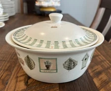 Pfaltzgraff Naturewood Portfolio Covered Round 2.5 Quart Casserole Dish Lid EUC