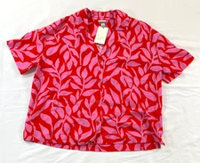 women's a new day top size small pink/red button front collar short sleeve rayon