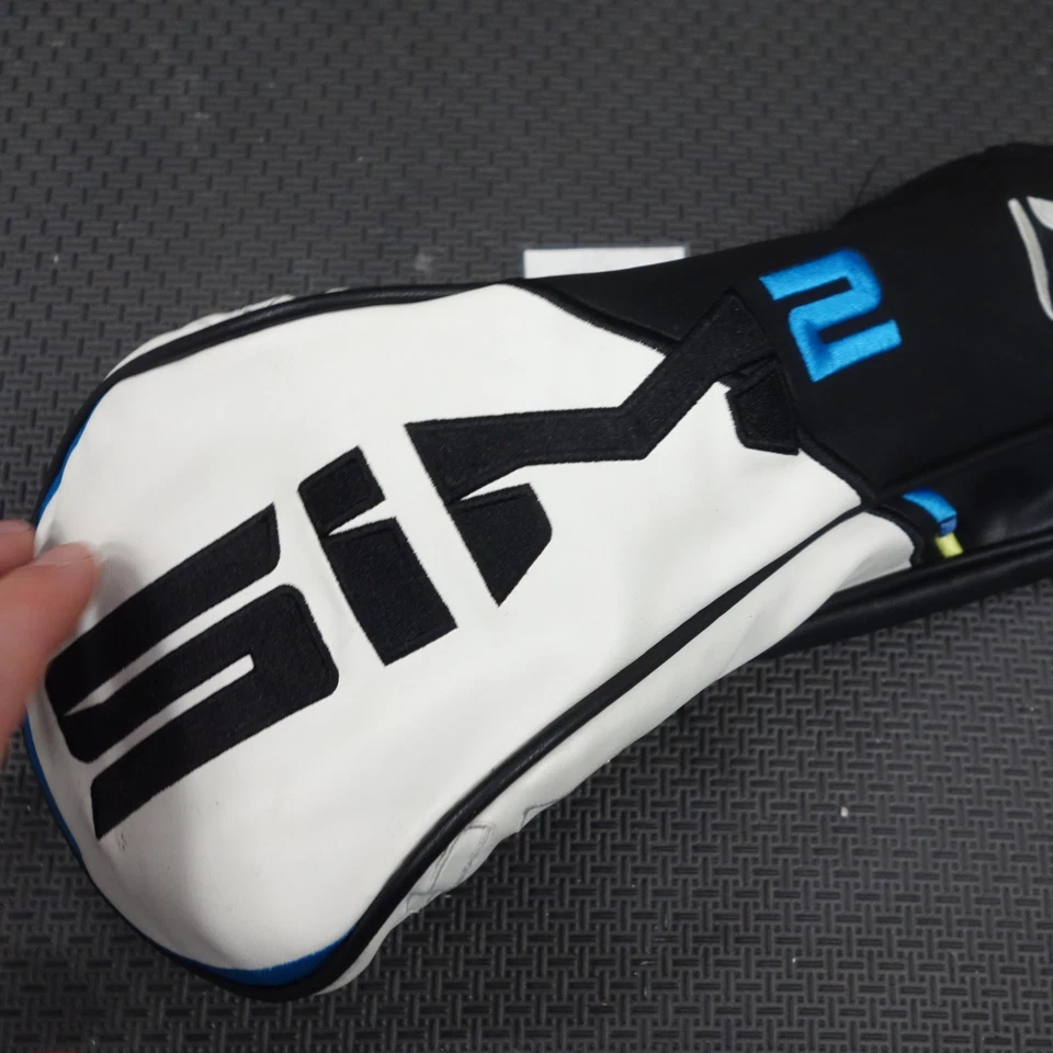 TaylorMade golf SIM 2 Driver head cover men golf fast ship 250820 Nice - Image 2 of 4