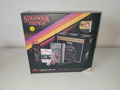 Stranger Things 4 Hellfire Club Premium Geschenkset - Official Licensed Merchandise