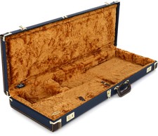 Fender Classic Series Wood Case Strat/Tele - ...