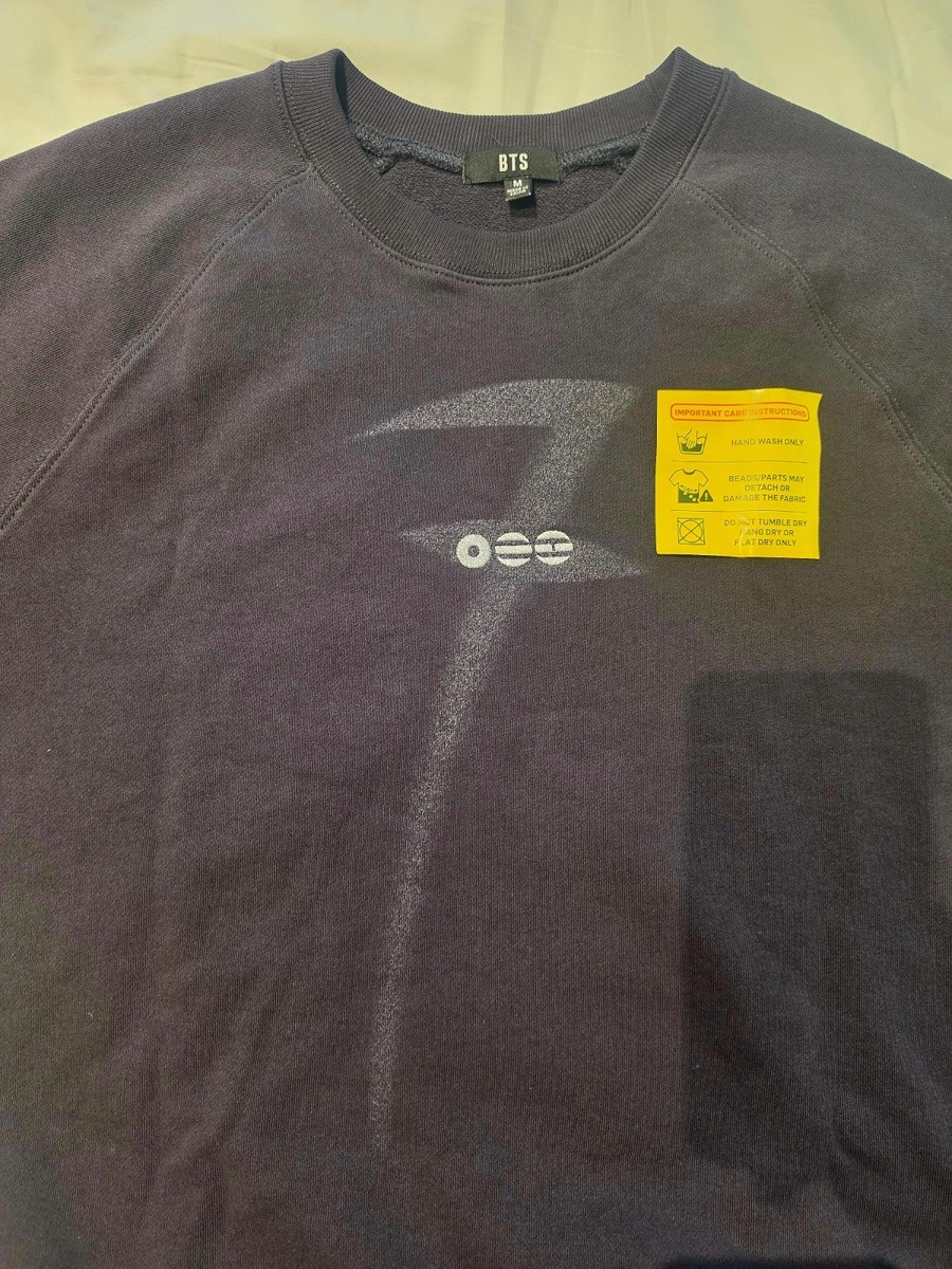 BTS World Tour Arirang Exclusive 7 Star Black Sweatshirt (Size M