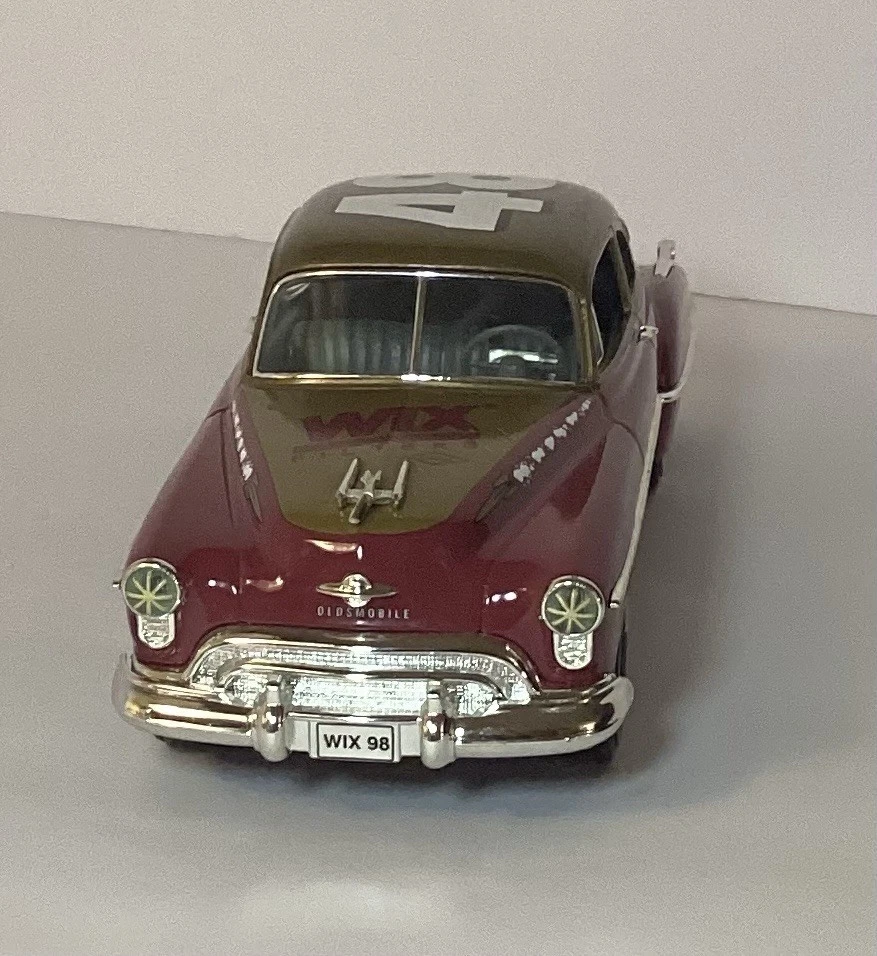 ERTL ESCALA 1/24 NASCAR WIX FILTROS 1949 OLDSMOBILE ROCKET 88 BILLETES FRANCIA EXCELENTE ESTADO Foto 3 de 4