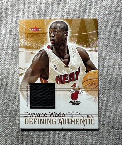 2004-05 Fleer Basketball Card DEFINING AUTHENTIC PATCH #DA-DW Dwyane Wade 3 - Picture 3 of 9
