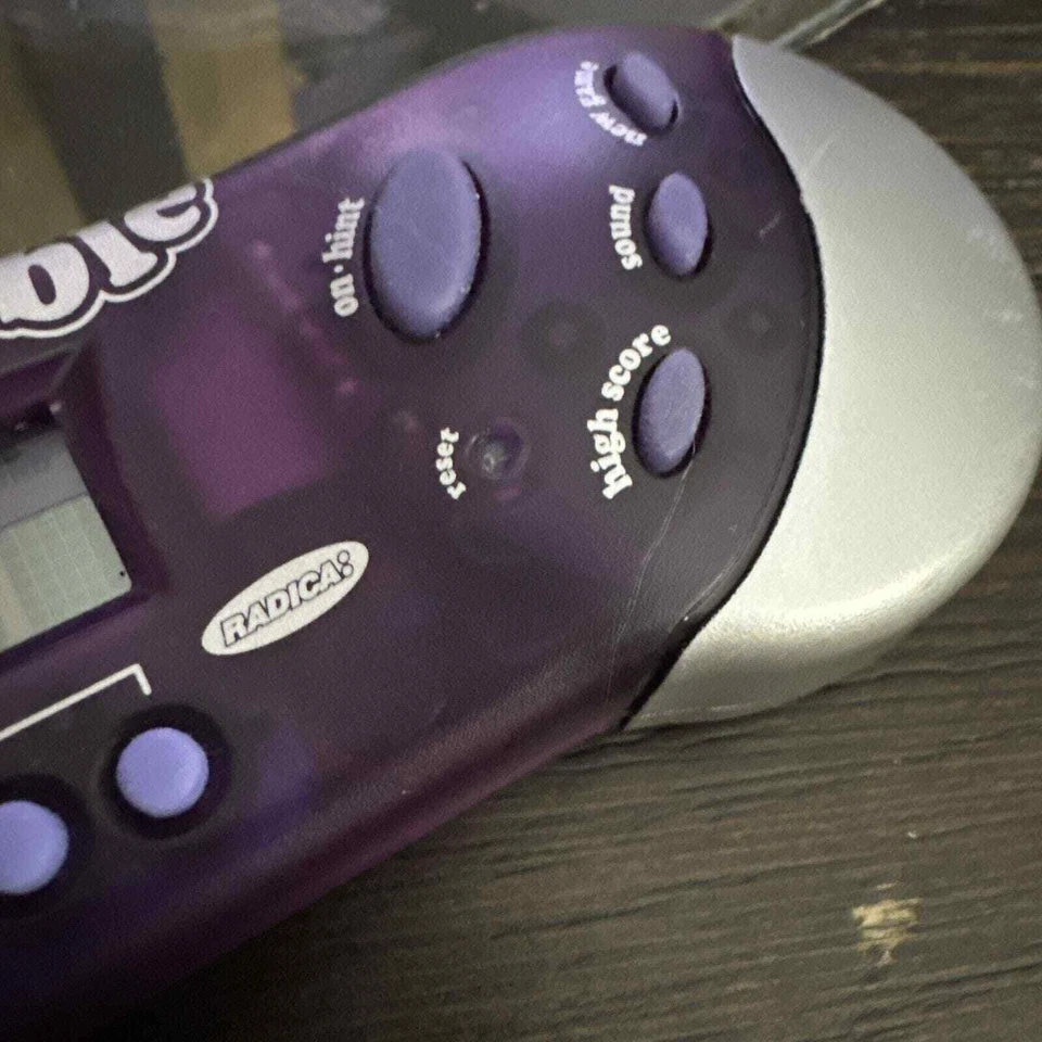 2000 Radica Word Scramble Electronic Handheld Game,Tested & Works - Image 3 of 4