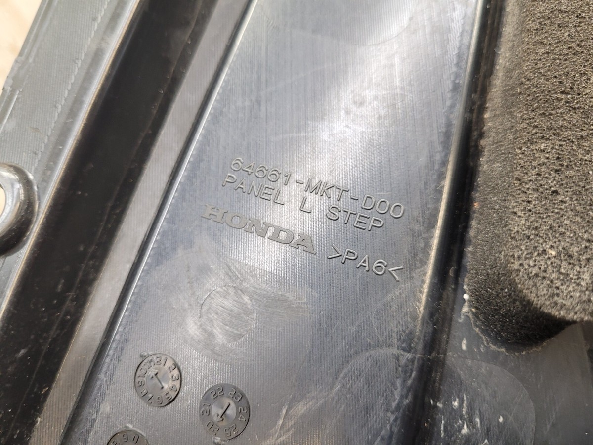 。 Honda X-ADV 750 2021-2024 Left Side Cover 64661-MKT-D00 | eBay