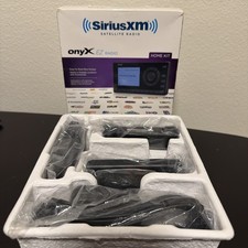 SIRIUS/XM ONYX EZ / XEZ1H1 SATELLITE RADIO RECEIVER W/ HOME KIT NEW