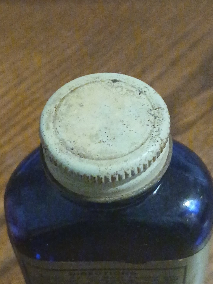 SAPOLIN VINTAGE METAL LACQUER 4OZ BOTTLE APPROX HALF FULL EXCELLENT CONDITION - Image 4 of 4